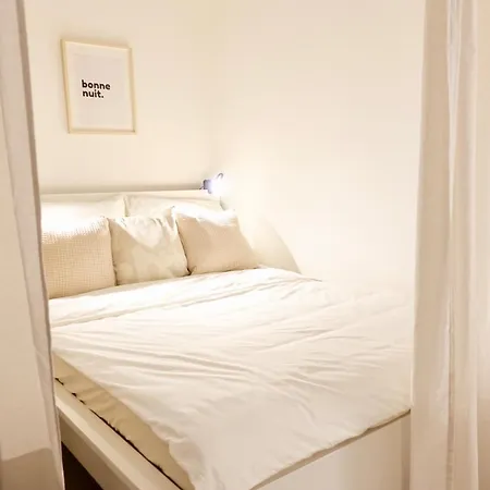 Modernes Studio-apartment Mit Privatem Stellplatz Fuer Bis Zu 4 Personen Naehe Mosel & Weinberge Und Stadtnah Apartmán Koblenc