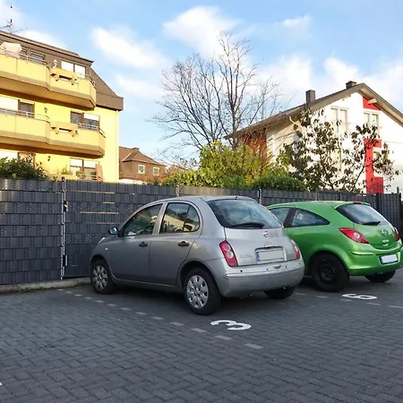 Modernes Studio-apartment Mit Privatem Stellplatz Fuer Bis Zu 4 Personen Naehe Mosel & Weinberge Und Stadtnah Koblenc