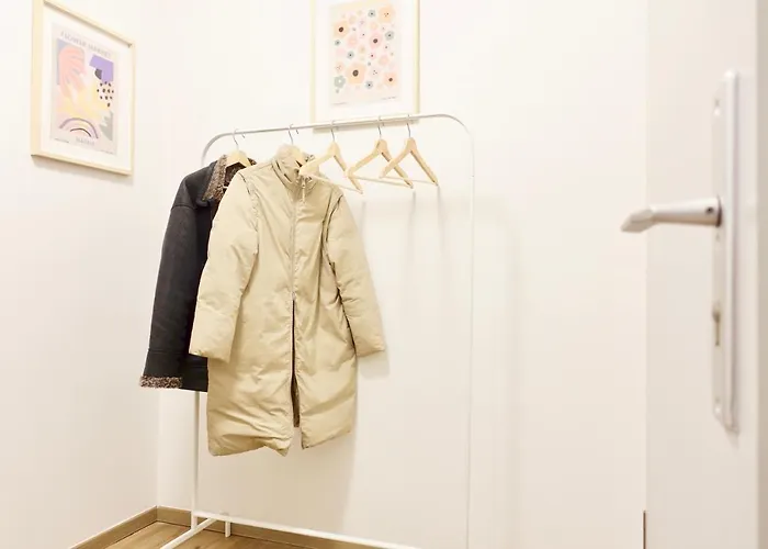 Modernes Studio-apartment Mit Privatem Stellplatz Fuer Bis Zu 4 Personen Naehe Mosel & Weinberge Und Stadtnah Apartment Koblenz (Rhineland-Palatinate)