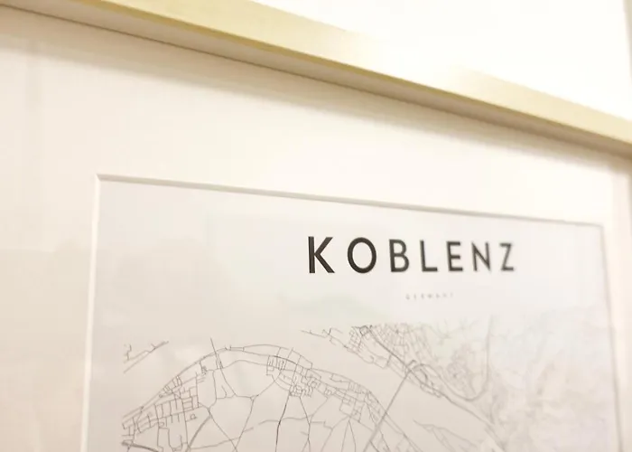 Modernes Studio-apartment Mit Privatem Stellplatz Fuer Bis Zu 4 Personen Naehe Mosel & Weinberge Und Stadtnah Διαμέρισμα *