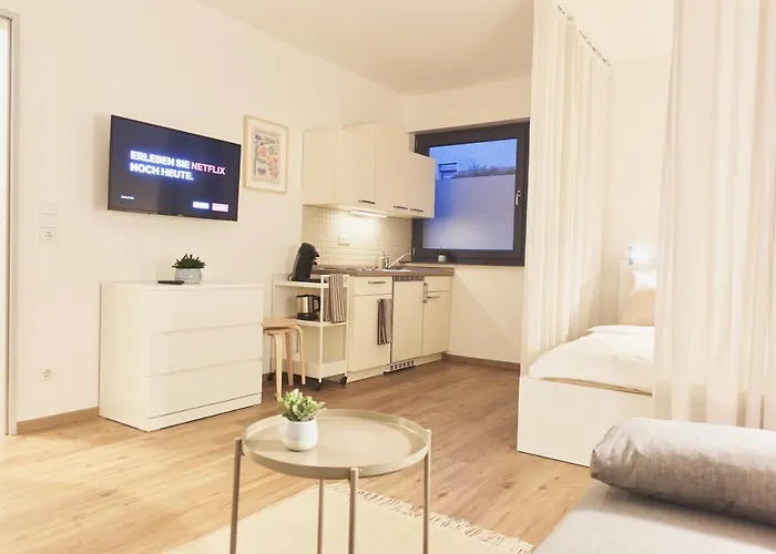 Modernes Studio-apartment Mit Privatem Stellplatz Fuer Bis Zu 4 Personen Naehe Mosel & Weinberge Und Stadtnah Διαμέρισμα *