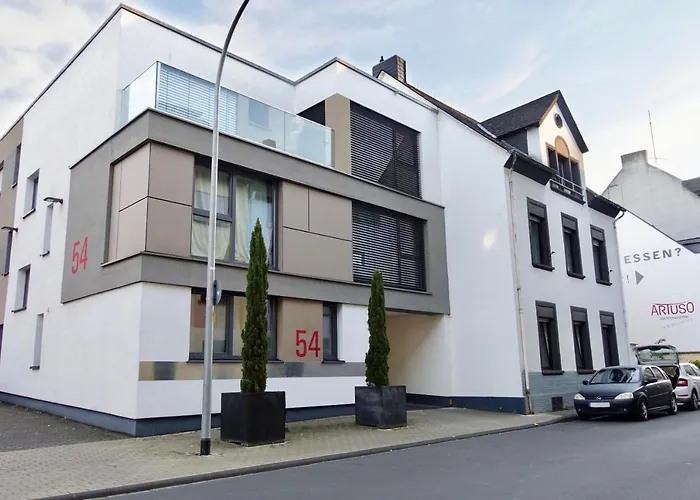 Apartment Modernes Studio-apartment Mit Privatem Stellplatz Fuer Bis Zu 4 Personen Naehe Mosel & Weinberge Und Stadtnah